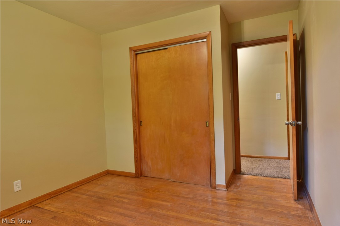 220 Warner Road Southeast Hubbard, OH 44425 - Photo 22 of 35 Gallery Image 22