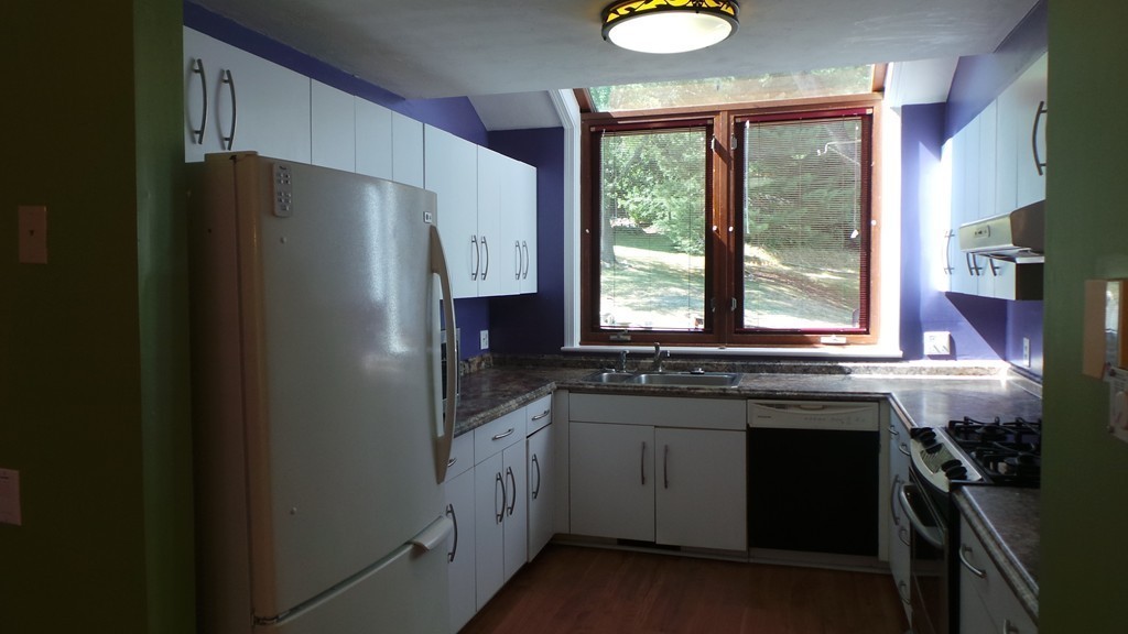 24 Gates Road, Unit B Worcester, MA 01603 - Photo 2 of 12 Gallery Image 2