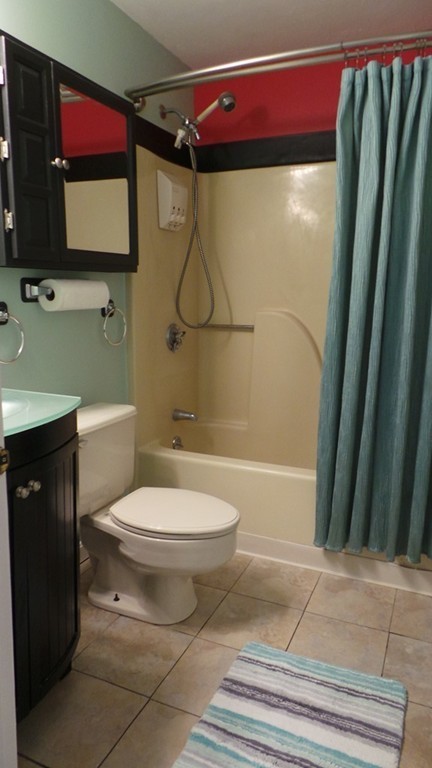 24 Gates Road, Unit B Worcester, MA 01603 - Photo 9 of 12 Gallery Image 9