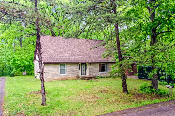 $340,000 | 1609 Woodland Drive, Bloomington, IN 47408