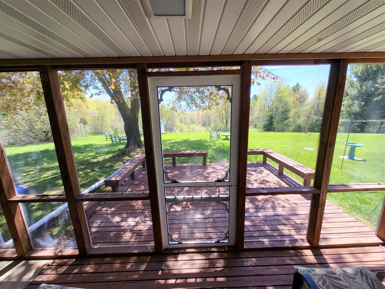 6039 Mick Road Benzonia, MI 49616 - Photo 9 of 62