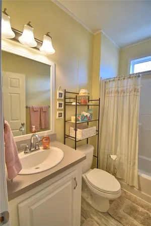 $195,000 | 4925 Cypress Gardens Road, Unit 100, Winter Haven, FL 33884