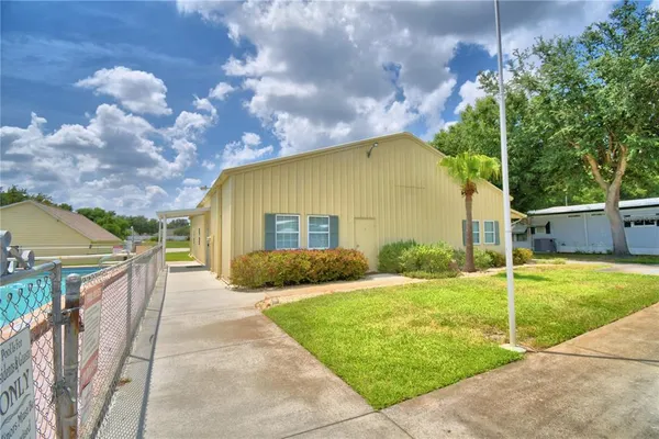 $195,000 | 4925 Cypress Gardens Road, Unit 100, Winter Haven, FL 33884