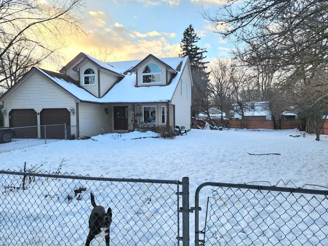 $375,000 | 9119 Garfield Drive, Whitmore Lake, MI 48189