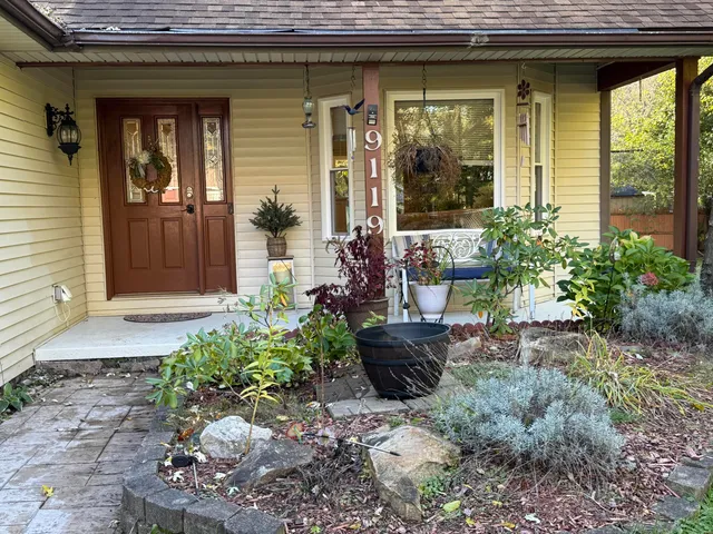 $375,000 | 9119 Garfield Drive, Whitmore Lake, MI 48189