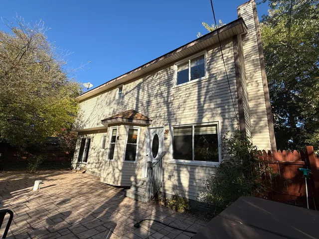 $375,000 | 9119 Garfield Drive, Whitmore Lake, MI 48189