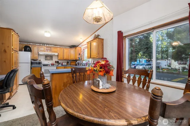 $115,000 | 8878 Peavey Road, Unit 33, Sedro-Woolley, WA 98284