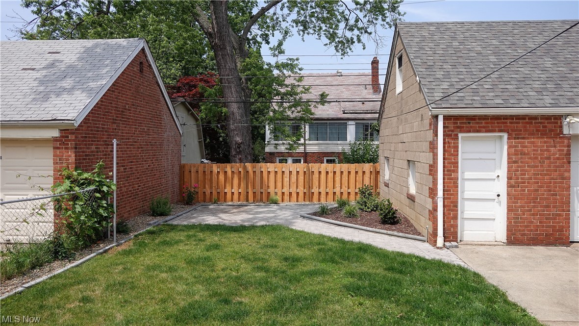 10813 Granger Road Cleveland, OH 44125 - Photo 20 of 24 Gallery Image 20