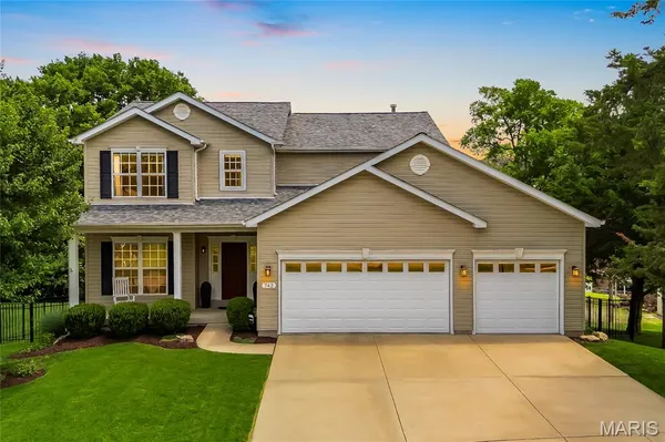 $589,000 | 742 Dennis Drive, Fenton, MO 63026