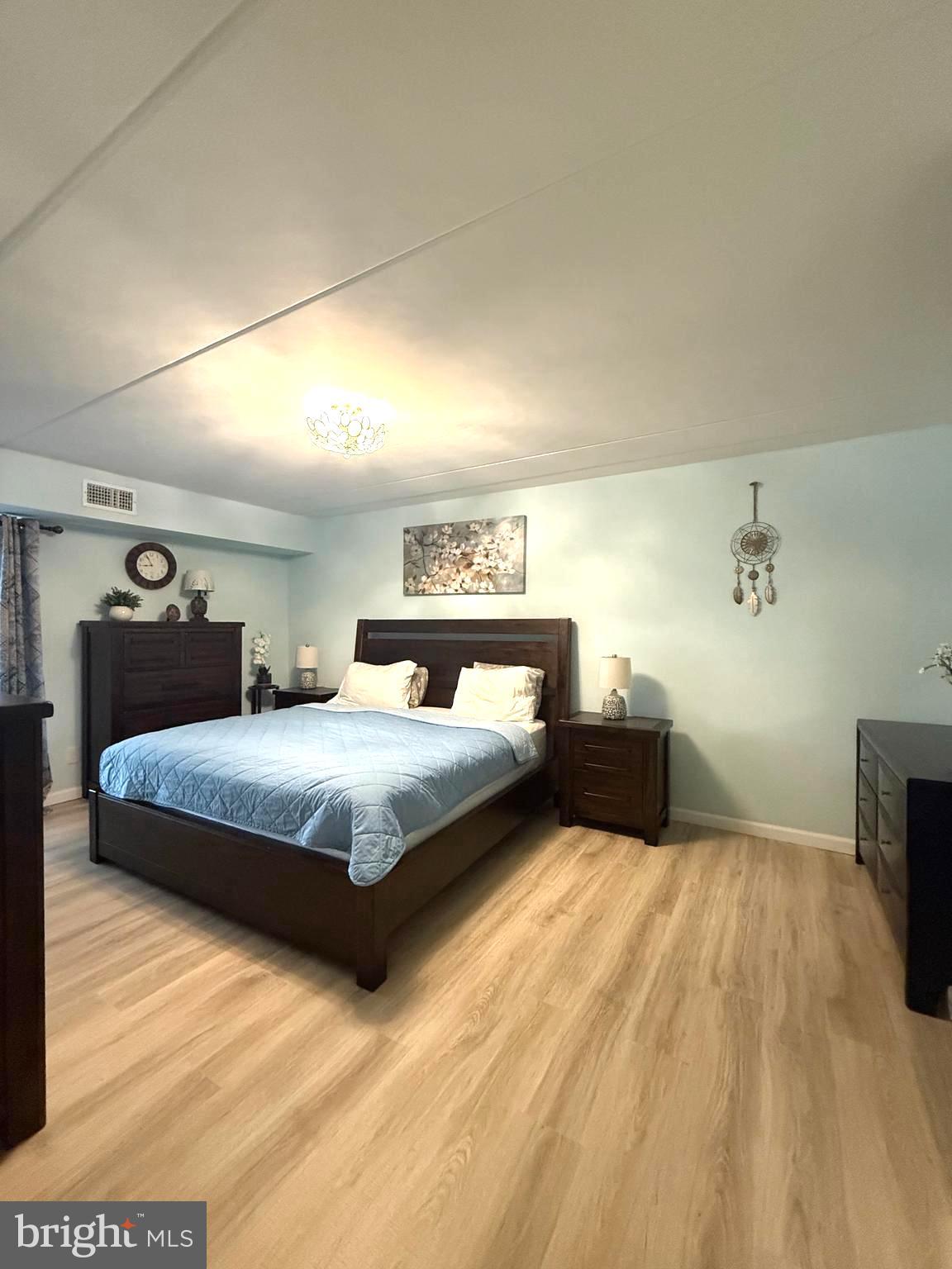8910 Krewstown Road, Unit 111 Philadelphia, PA 19115 - Photo 18 of 24 Gallery Image 18