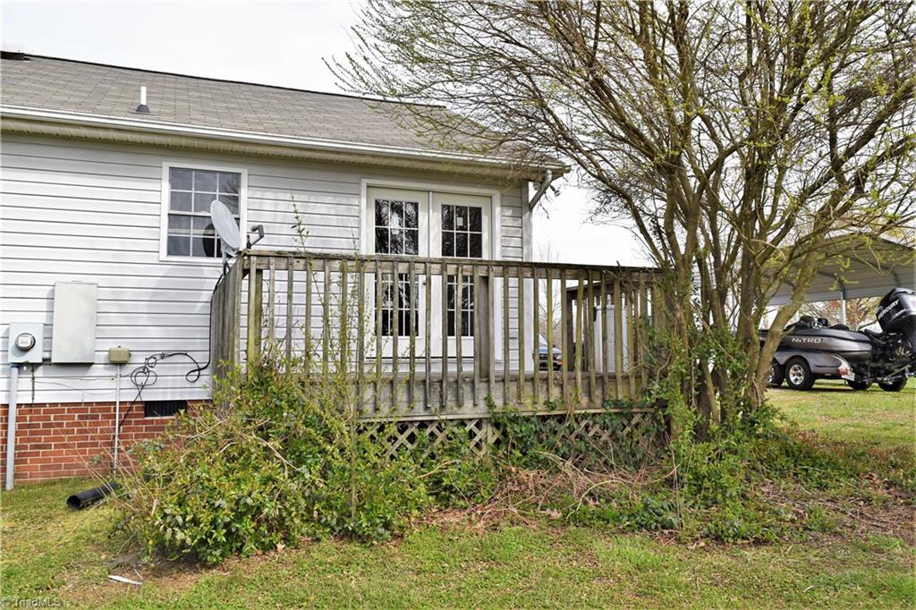 196 Lawrence Road Stokesdale, NC 27357 - Photo 20 of 24 12x10 deck