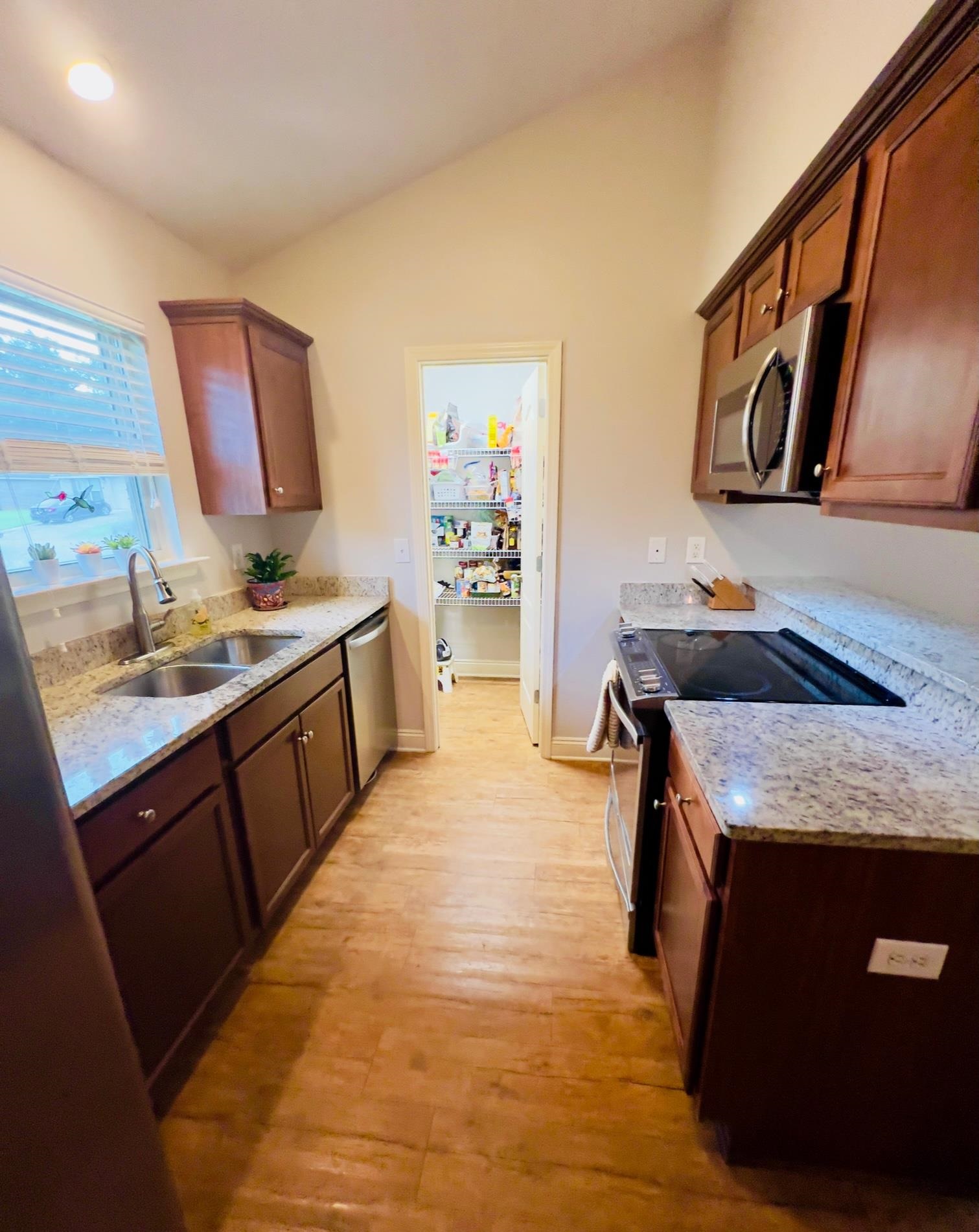 1317 Majesty Loop Foley, AL 36535 - Photo 8 of 21