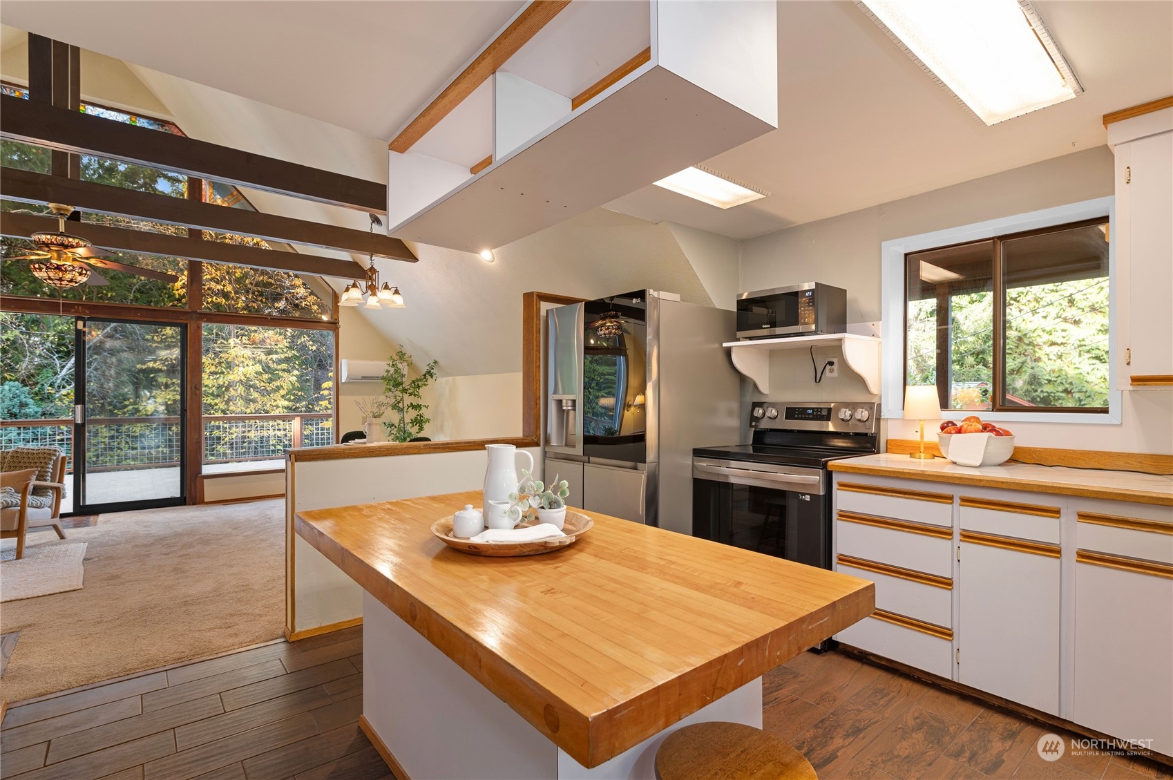 70 East Canyon View Road Belfair, WA 98528 - Photo 5 of 40 Gallery Image 5