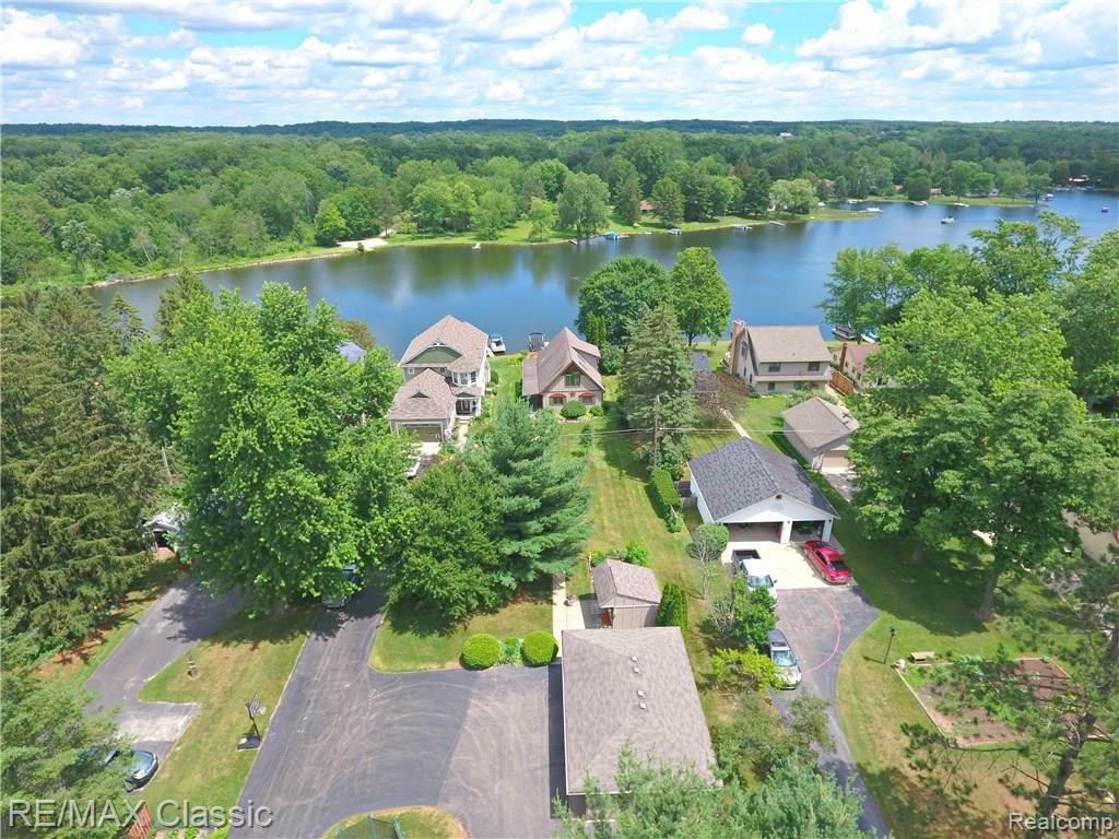 6400 Bullard Road Fenton, MI 48430 - Photo 27 of 42 Gallery Image 27