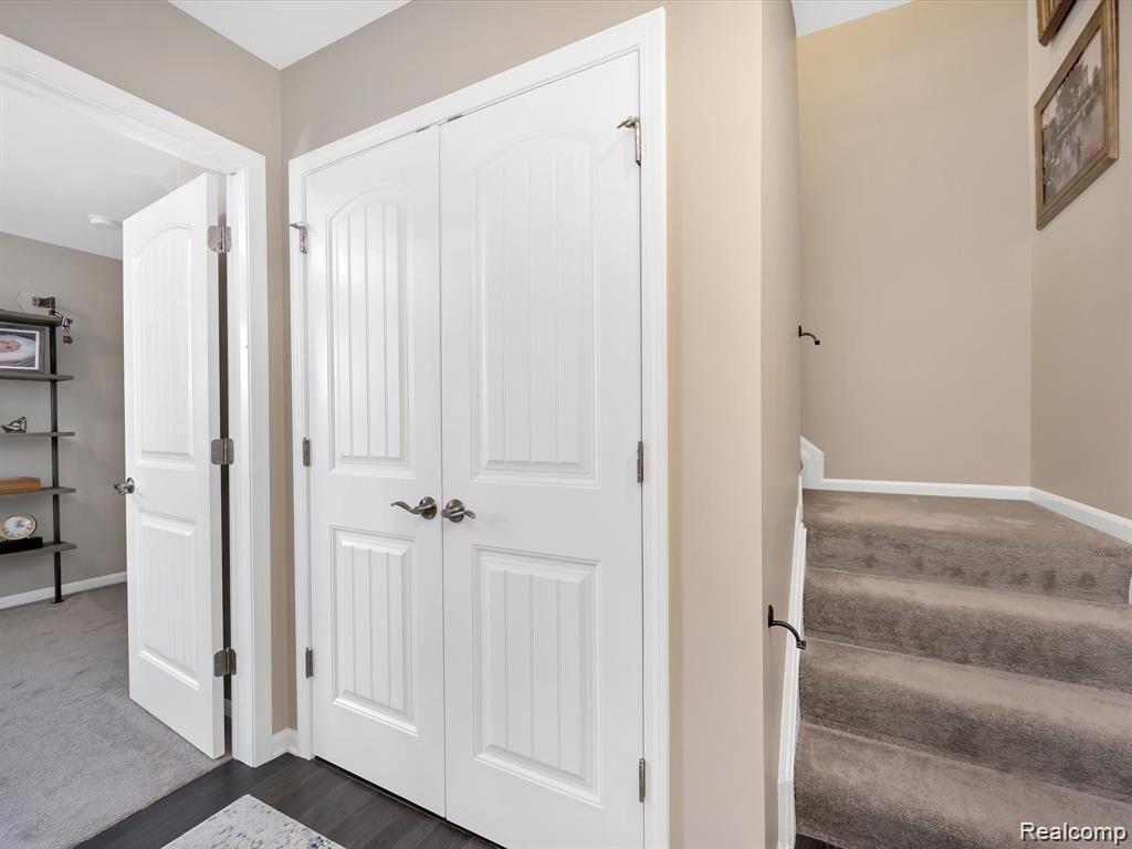 2594 Helmsdale Circle Rochester Hills, MI 48307 - Photo 22 of 28