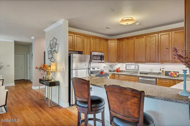 $335,000 | 8 Wall Street, Unit 106, Clifton Park, NY 12065