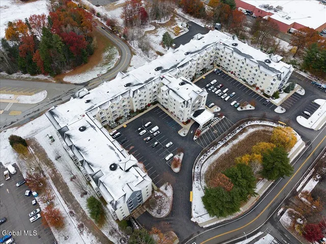 $335,000 | 8 Wall Street, Unit 106, Clifton Park, NY 12065