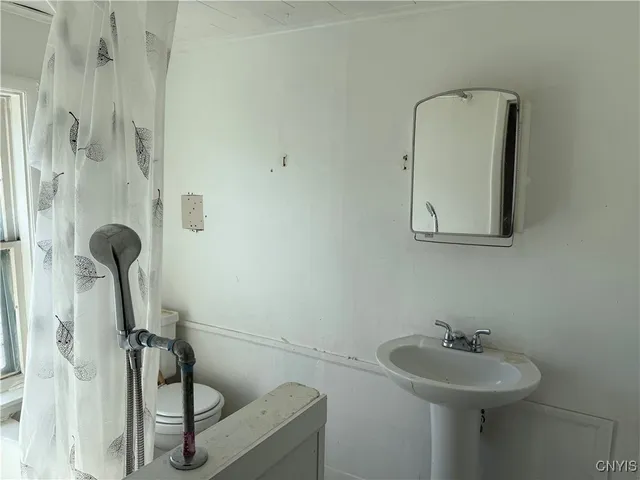 $140,000 | 75 East Oneida Street, Oswego, NY 13126