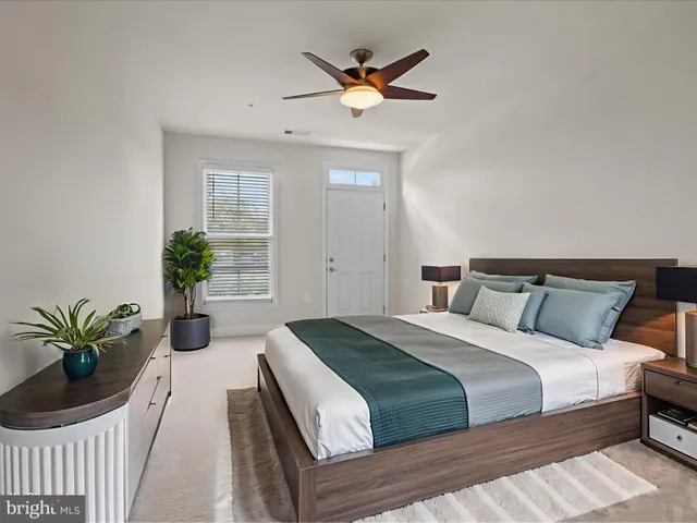 $3,700 | 1115 Cameron Street, Unit 114, Alexandria, VA 22314