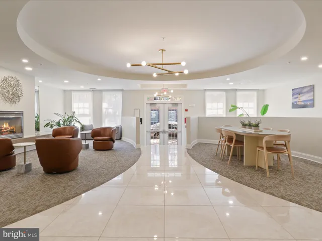 $3,700 | 1115 Cameron Street, Unit 114, Alexandria, VA 22314