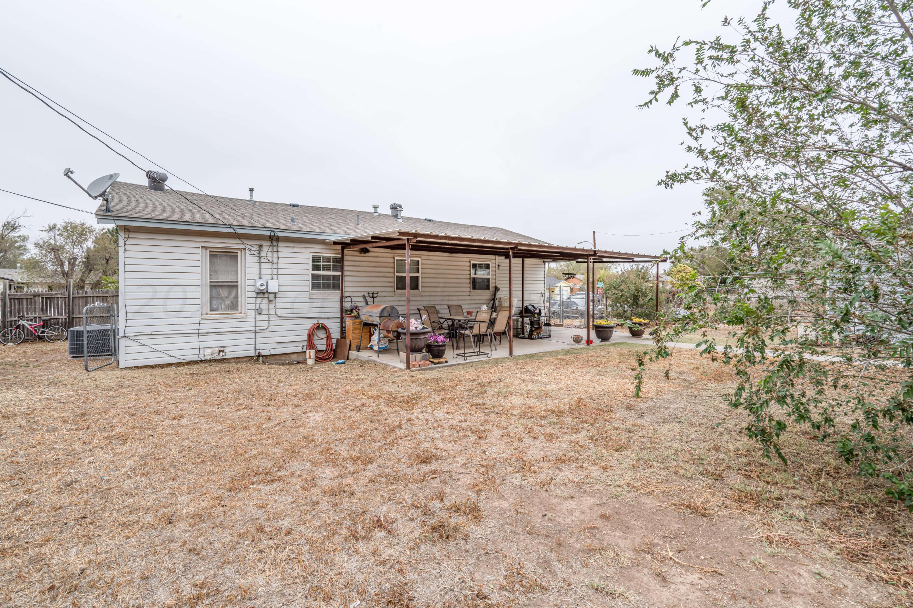 1518 Poplar Street Amarillo, TX 79107 - Photo 5 of 24 1518 Poplar-5 BACK