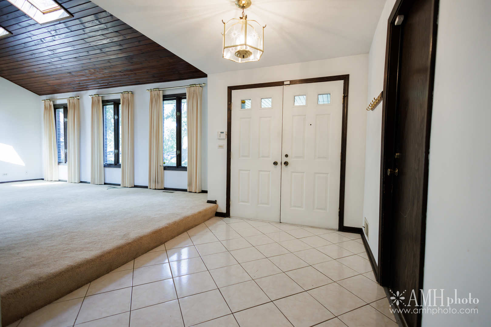 855 Charles Street Crete, IL 60417 - Photo 8 of 48 Gallery Image 8