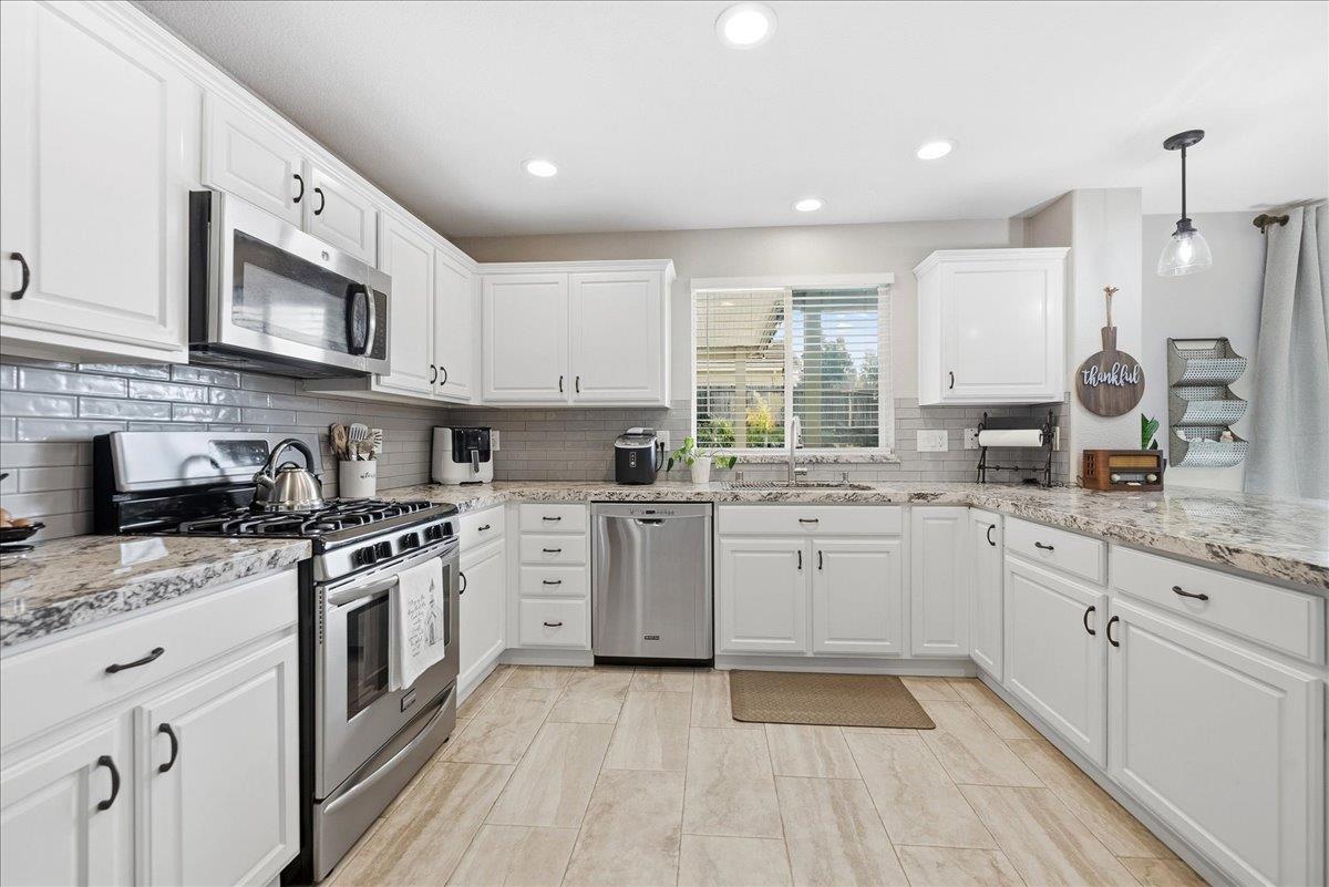 4217 Crazy Horse Road Cameron Park, CA 95682 - Photo 8 of 31