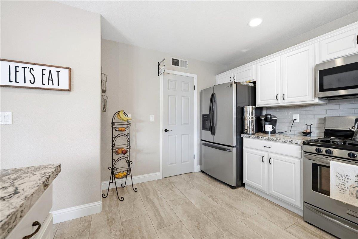 4217 Crazy Horse Road Cameron Park, CA 95682 - Photo 9 of 31