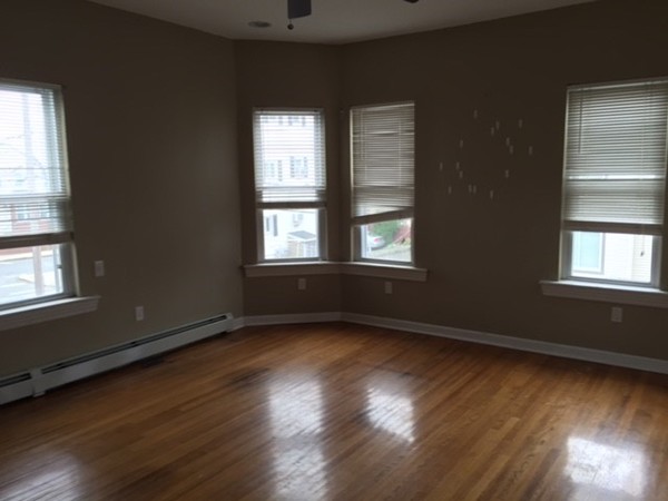 449 Coggeshall Street Fall River, MA 02721 - Photo 8 of 13 Gallery Image 8