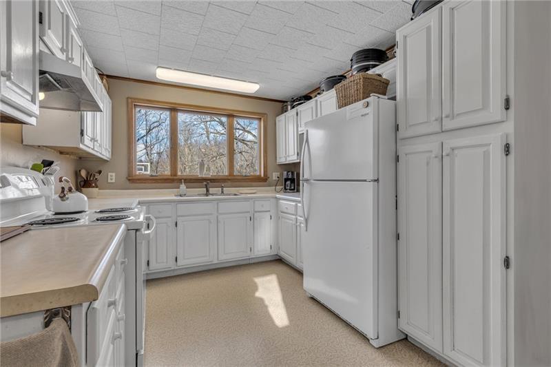 809 Gilmore Road Enon Valley, PA 16120 - Photo 5 of 39 Gallery Image 5