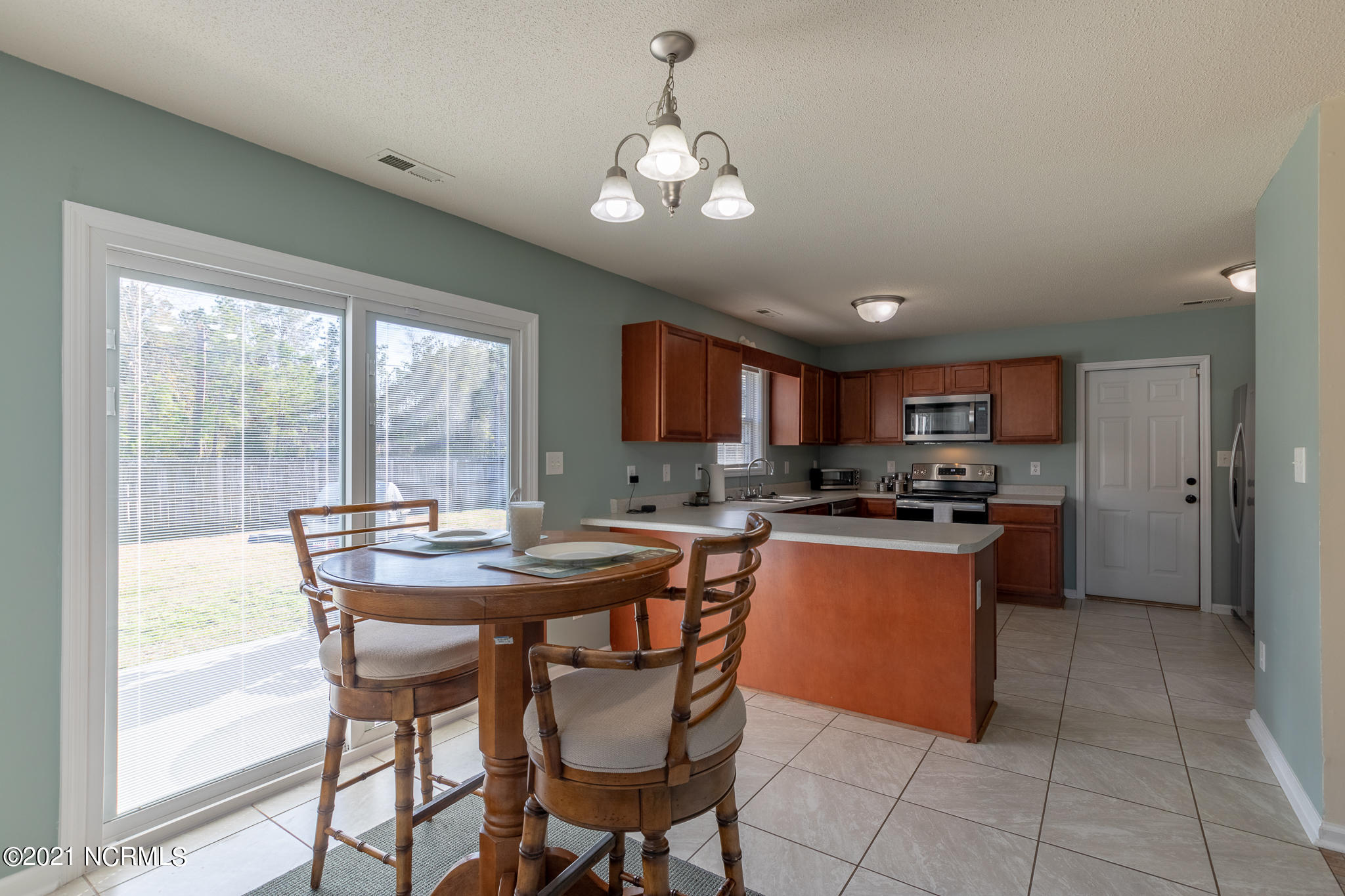 101 Spain Drive Hubert, NC 28539 - Photo 7 of 29 1.6