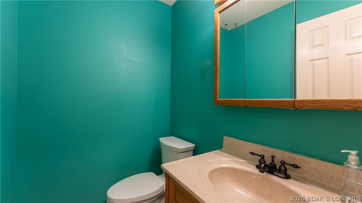 46 Watkins Road Camdenton, MO 65020 - Photo 45 of 50 Half bath on main level