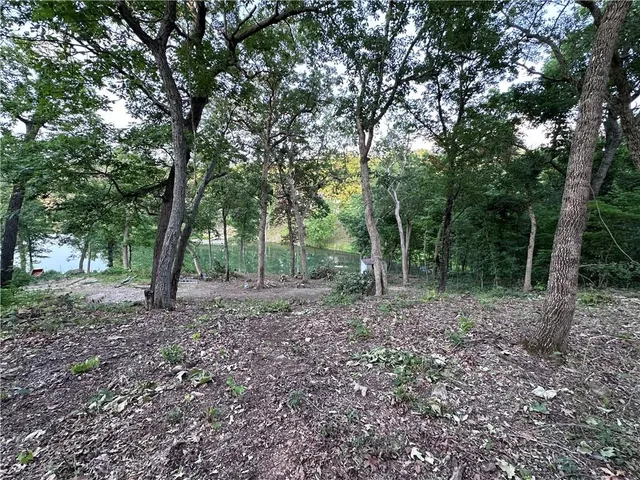 $60,000 | 133-134 Greentree-Ridge, Mound City, KS 66056