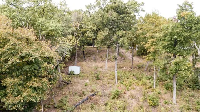 $60,000 | 133-134 Greentree-Ridge, Mound City, KS 66056