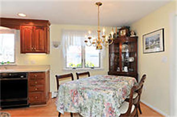 6 Fairfield Road Framingham, MA 01701 - Photo 4 of 20 Gallery Image 4