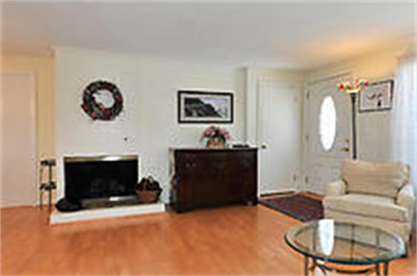 6 Fairfield Road Framingham, MA 01701 - Photo 7 of 20 Gallery Image 7
