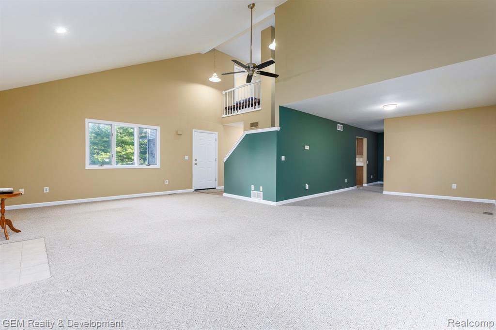 1111 Sarah Road Pinckney, MI 48169 - Photo 8 of 47