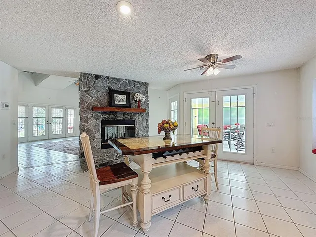 a view of walk in closet