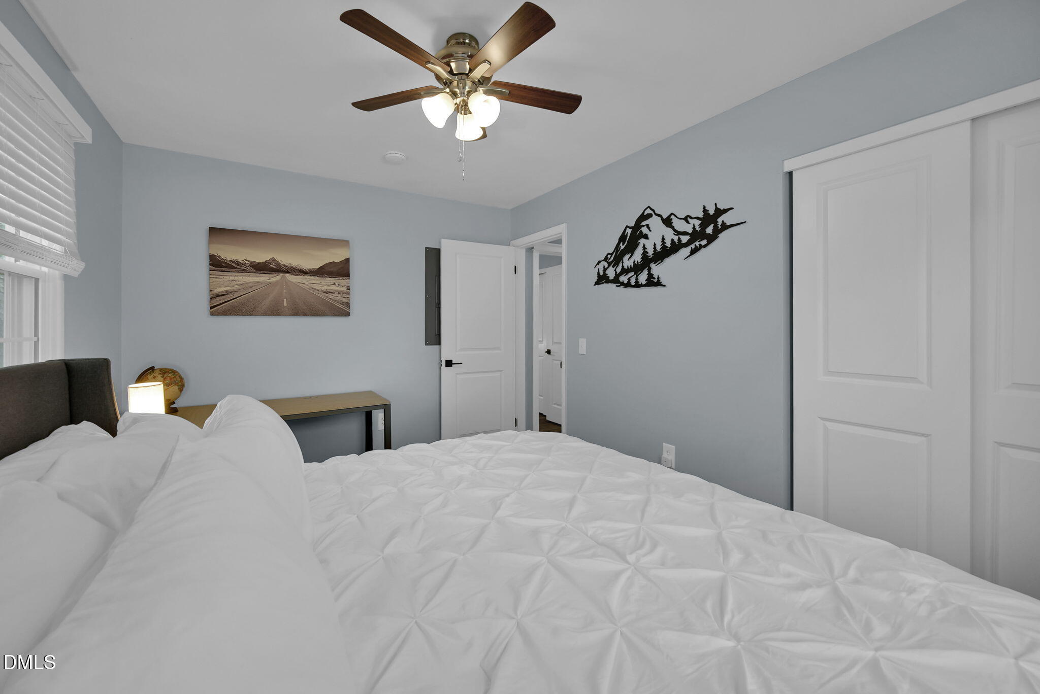 5920 Whittier Drive Raleigh, NC 27609 - Photo 32 of 51 42-web-or-mls-DSC06594