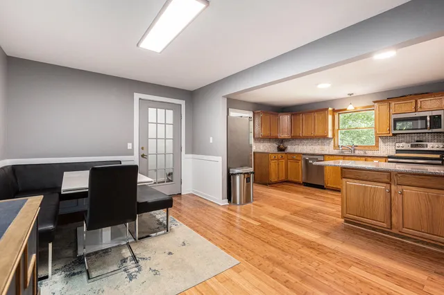 $659,900 | 2525 Biggs Avenue Northeast, Lowell, MI 49331