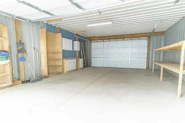 $659,900 | 2525 Biggs Avenue Northeast, Lowell, MI 49331