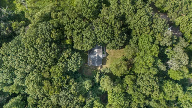 $659,900 | 2525 Biggs Avenue Northeast, Lowell, MI 49331