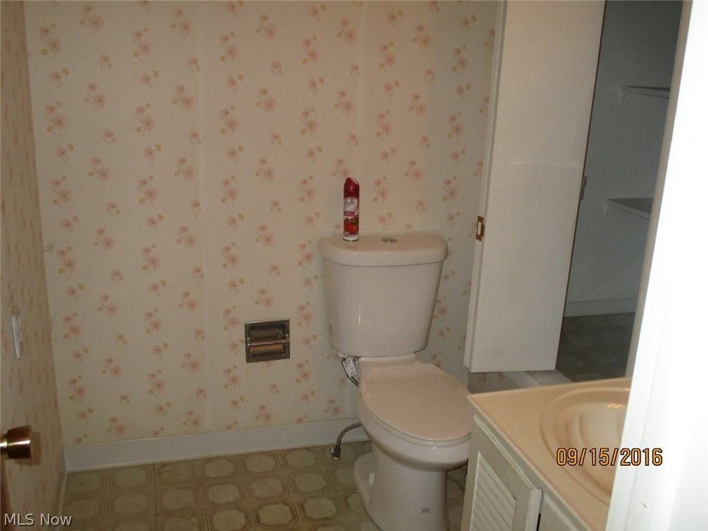 2909 Killian Road Uniontown, OH 44685 - Photo 10 of 11