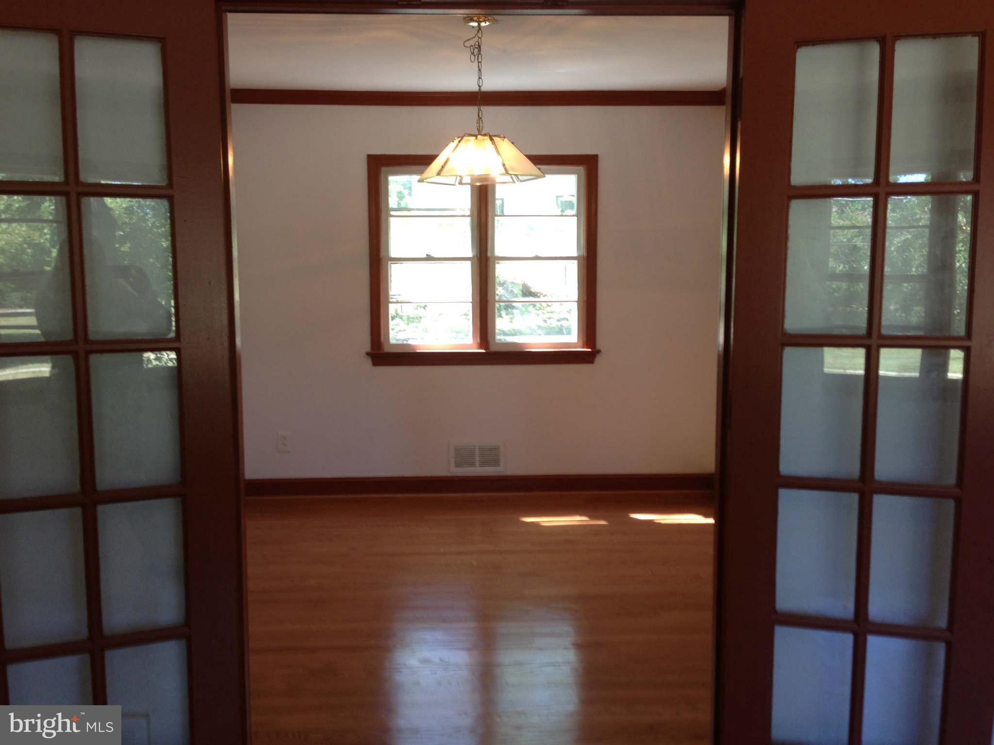 7409 Riverdale Road Lanham, MD 20706 - Photo 4 of 28 Dining Room