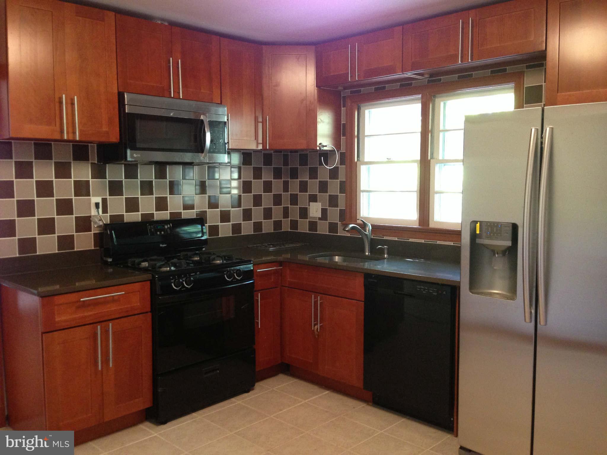 7409 Riverdale Road Lanham, MD 20706 - Photo 5 of 28 Kitchen