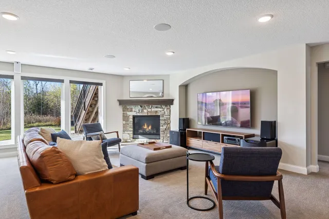 $1,335,000 | 78 Rapp Farm Lane, North Oaks, MN 55127