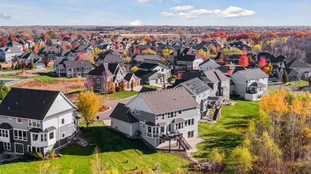 $1,335,000 | 78 Rapp Farm Lane, North Oaks, MN 55127