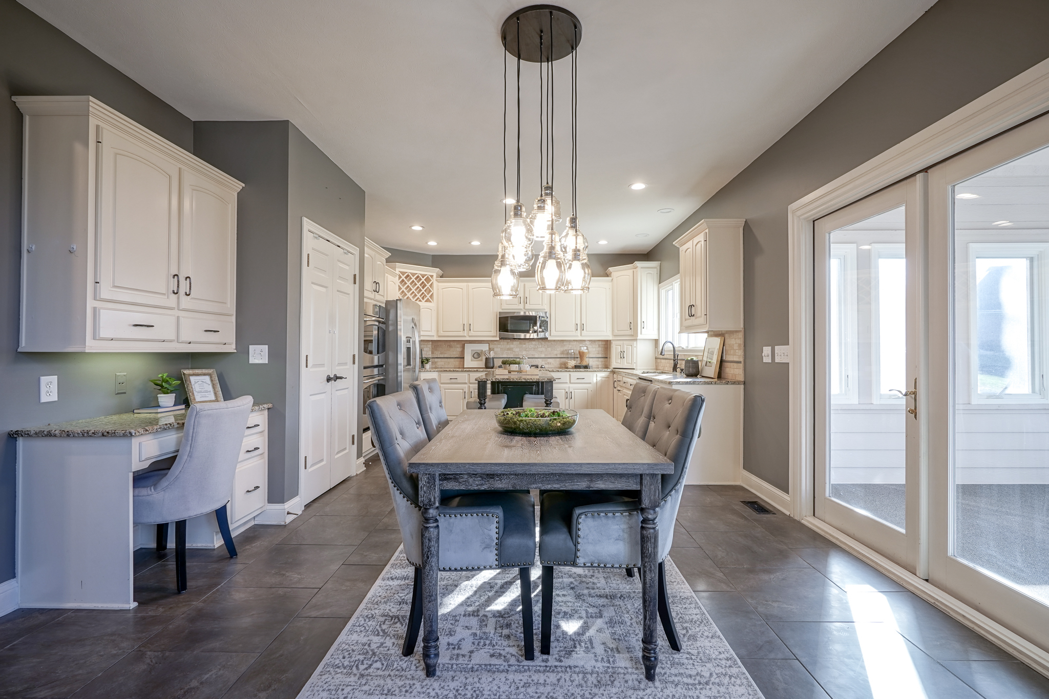 10252 Springstone Road Fishers, IN 46055 - Photo 17 of 64