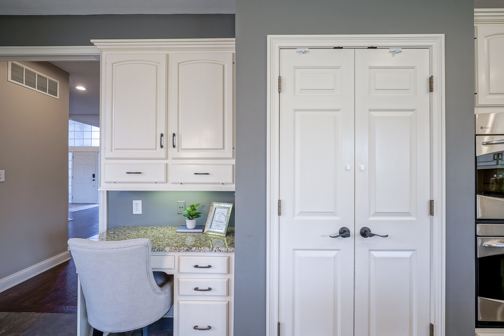 10252 Springstone Road Fishers, IN 46055 - Photo 19 of 64