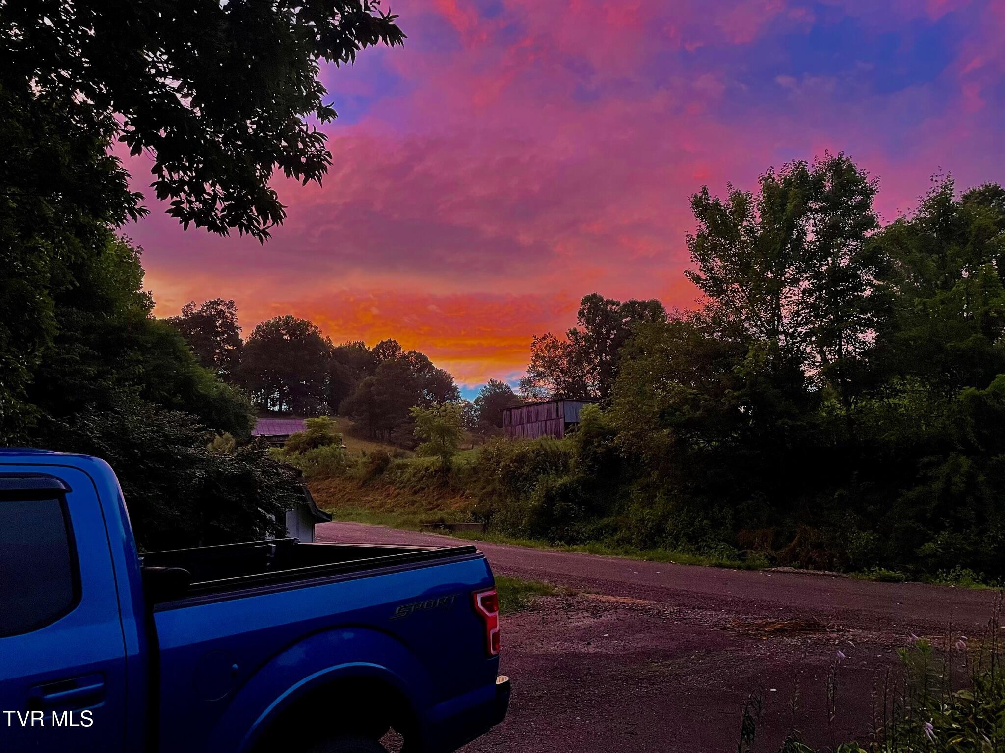 141 Canter Road Trade, TN 37691 - Photo 54 of 59 IMG_4160